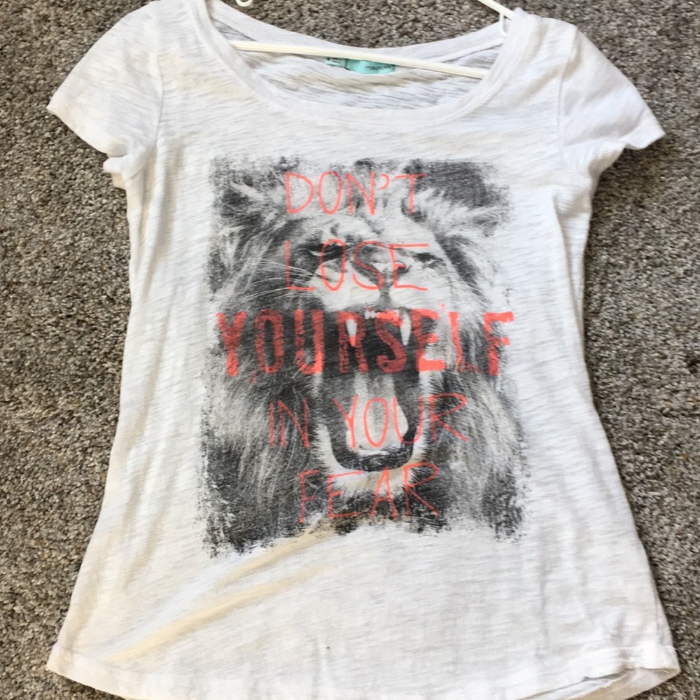 Graphic tee